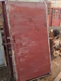 أبواب مستعملة • شبابيك مستعملة • متواجد بالمحل