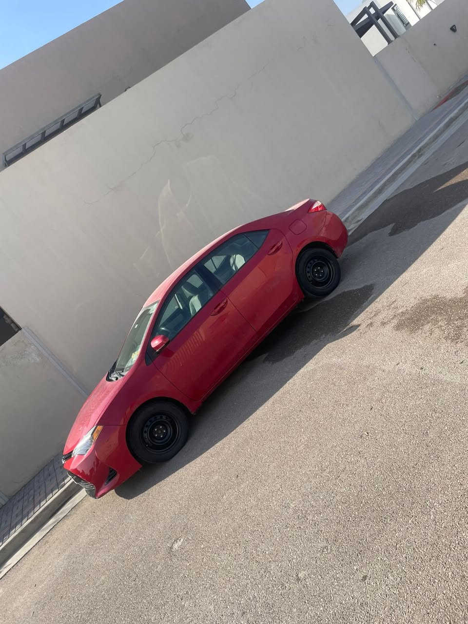 تحية طيبة /كورلا 17 للبيع او مراوس حسب القناعة - ماشية 116ميل - سياره جهازه تبديل باب خلفيدعكس السايق نفس اللون وصبغ نص جاملغ خلفي تصليح درجه اولى - بجم كبس بدون ارباك  - السعر 133$ بيهه مجاا بسيط - ورجاءً لاتحكم على السياره اذا ماتشوفهه بعينك - فقط اتصال الله يرحم والديكم ورزقي ورزقك على الله .
***********
