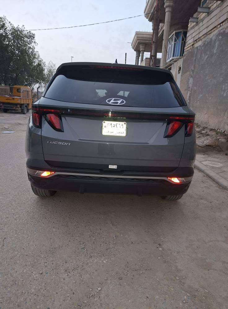 موديل  24 وارد امريكي  حره بدون رقم
ماشيه 15 الف 
تبريد تدفئة قطعتين 
محرك اربعة سلندر 2500/ GDi
الضرر فقط جاملغ  مع ارباكين الاستيرن والدشبول الضرر ما واصل لا الغد و لا الشاصي  كما موضح بالصورة 
المواصفات 
بصمة 
كشن كهربائي 
مري شفط
حساسات امامي وخلفي 
دبل لد....
وباقي المواصفات 
المكان ميسان العراضات مركز المحافظة السعر ١٧٥ وبيها مجال للشراي 
للاستفسار الاتصال على الرقم 
***********
ابو محمد عمارة, ميسان
