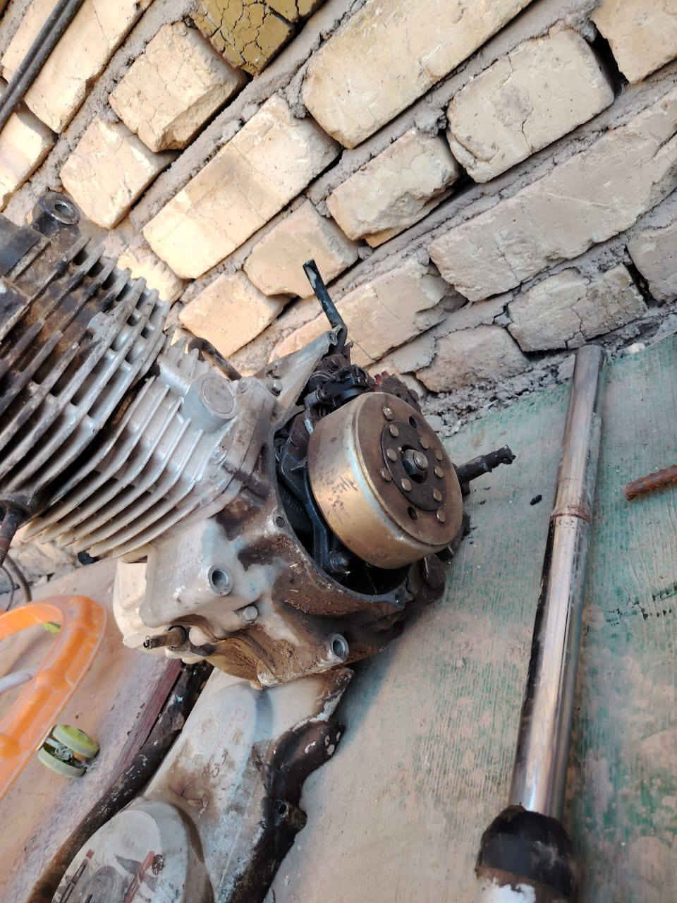 سلام عليكم
غراظ مستخدمه للبيع كلمن وسعره

لمكينه 45 وبيه مجال 

لدبلات لحمر لور ب10

لدبلات لوراا الاسود ب10

استان 5

لصالصنه ب20 وبيه مجال 

تانكي هو وصفاحياته ب60 وبيه مجال 

مشا ورا ب10

صينه زنجيل ب5

صالصنه نجمه ب10

وظفيره جديده الاصليه  ب5 

عينه مال ايران كتروني ب20 وبيه مجال

المكان ميسان حي جامعه 

لشراي ينتصل ***********
