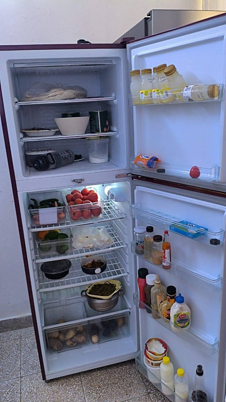 السلام عليكم سعره ٣٠٠ وبي مجال نضيفه كلش مكان حله يم جامعة المستقبل ***********
