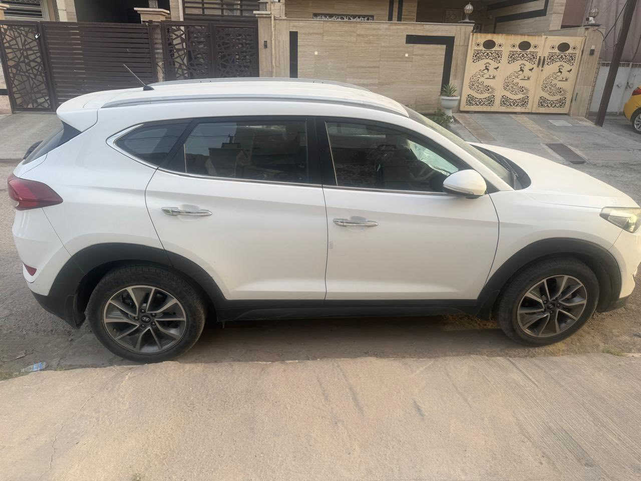 توسان خليجي موديل ٢٠١٨ 
مكفولة من الصبغ والبارد 
ماشيه ٦٩ الف 
المكان حي الجامعه 
السعر ١٨٥ الف


**إذا كنت صاحب هذا الإعلان وتريد حذفه لأي سبب، رجاءا أرسل رسالة إلى الدعم الفني**