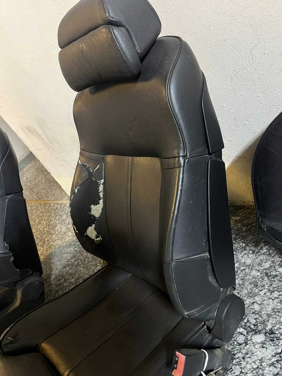 السلام عليكم
كشنات امامي 2 ومقعد خلفي بي ام باخره للبيع بسعر مناسب تدفئه وتبريد

ب١٢٥الف 

مكاني بالفلوجة 

***********

وتساب فقط👈***********
