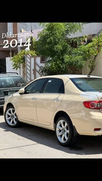 ٢٠١٤ • مكينة كبيرة • جير عادي