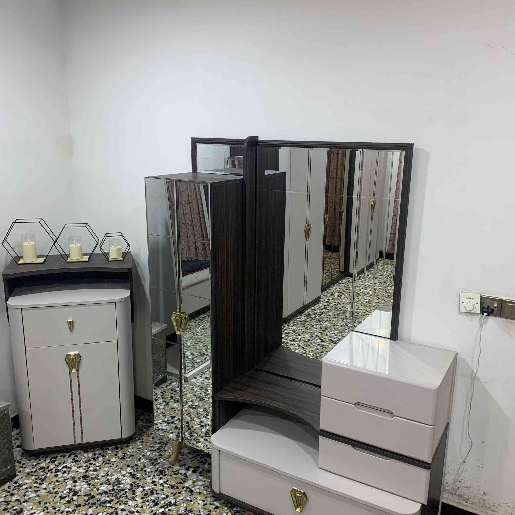 غرفة تركية 8 قطع ب600 قفل المكان بغداد الدورة لايوجد توصيل التواصل مع رقم حصرا ***********بيه واتساب
