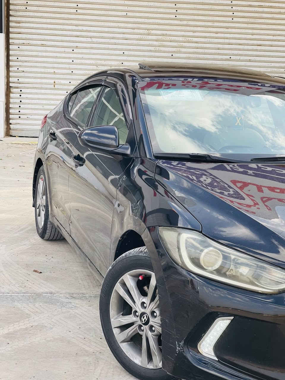 للبيع النترا موديل 18 رقم شمالي الجديد تحويل ووكاله الي يعجبك هزه وسنويه ورقم جدد كير ومحرك مكفولات تخم تاير السياره جاهزه من كلشي فول فتحه تحكم حساسات شاشه بصمه مابيه نقص برغي تبريد تدفئه شغالات سونار موضح بالمنشور شواصي لغود تكم مكفولات السياره بدون دواخل فقط صبغ السعر 120 وبيه مجال مكاني بغداد رقم ***********
