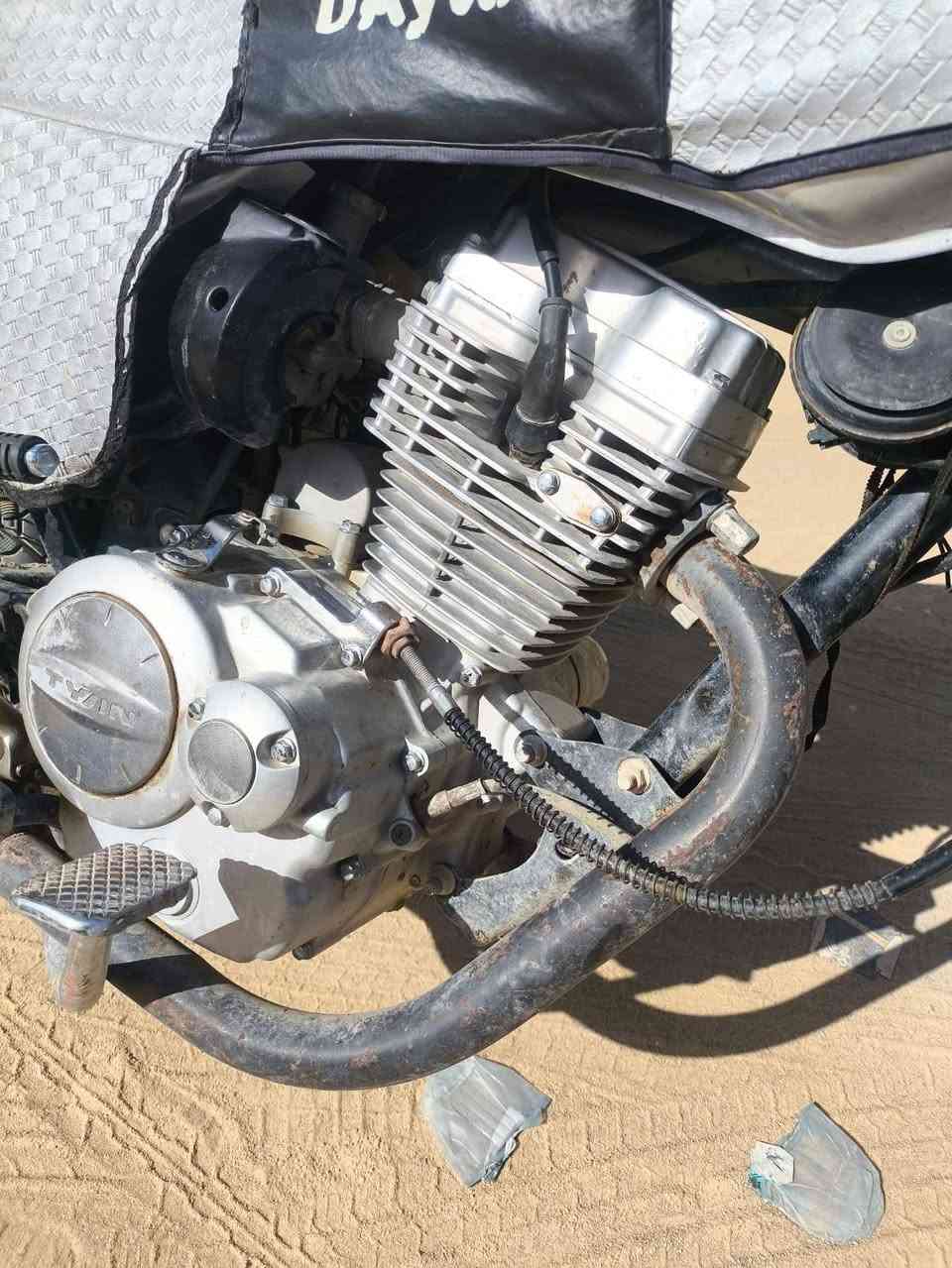 للبيع ٢٠٢٠ كفاله عامه السعر ٧٠٠ وبيها مجال للشراي
الرقم ***********
