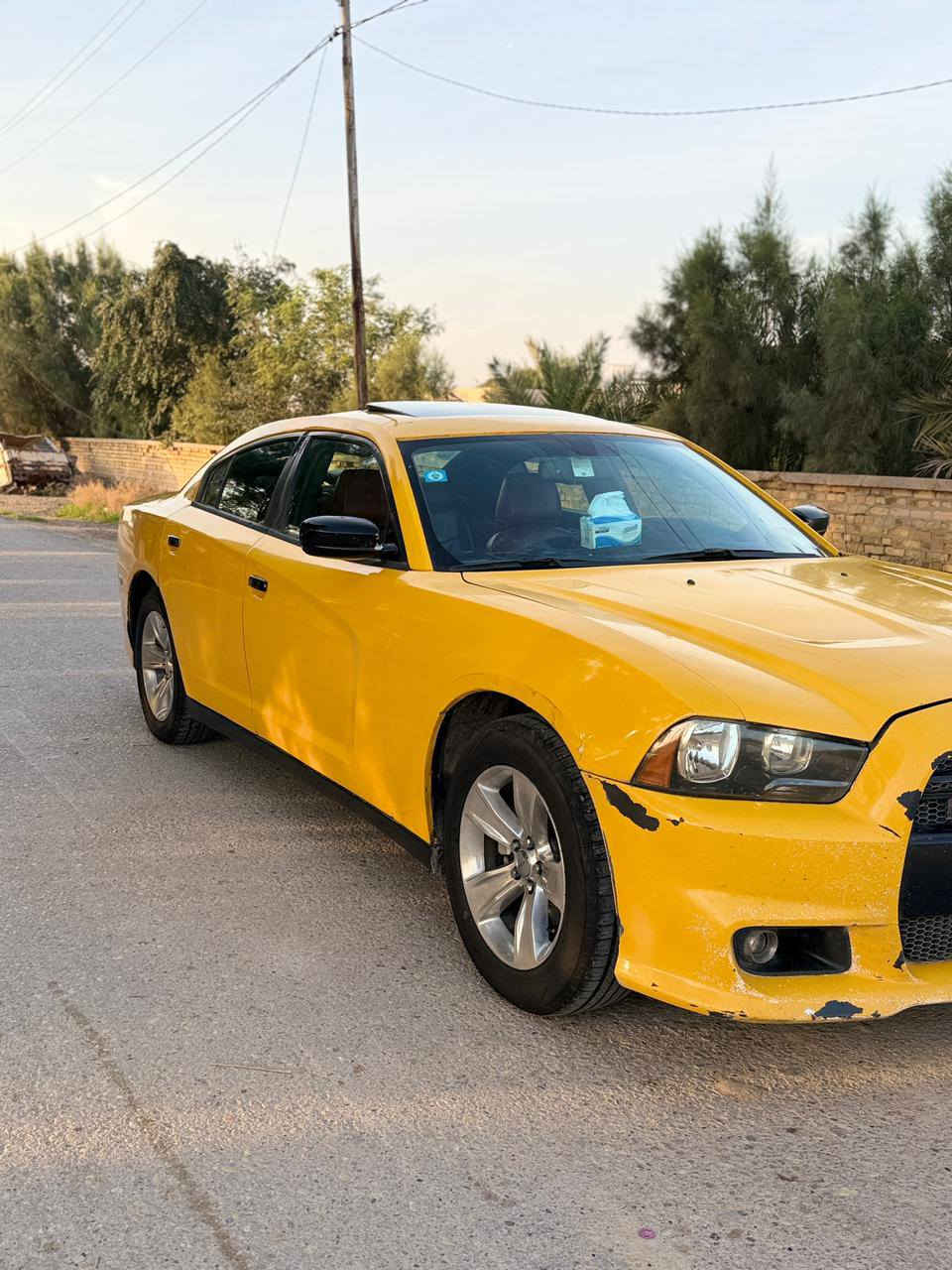 السلام عليكم
جارجر  موديل 2011 رقم صلاح الدين انگليزي تحويل مباشر
 ضررها گص الجاملغ الخلفي چهت العبري 
گير مكينة  اكسل حدادية خير من الله  تخم تاير 
السيارة خطها بغداد .حي  مكان السيارة واسط قضاء الحي
السعر 125 وبيها مجال 
للاستفسار ***********
