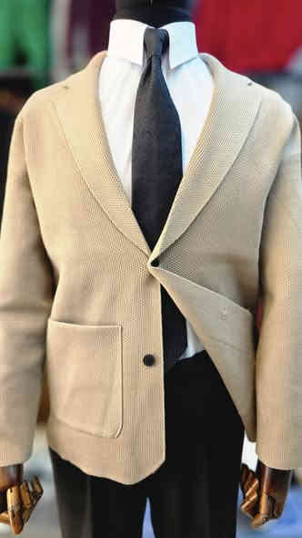 شياكةة مميزه و ومختلفه مع أزياء قصر الامراء 
عنوان مسيب شارع الحسينية
***********
يوجد توصيل جميع محافظات
