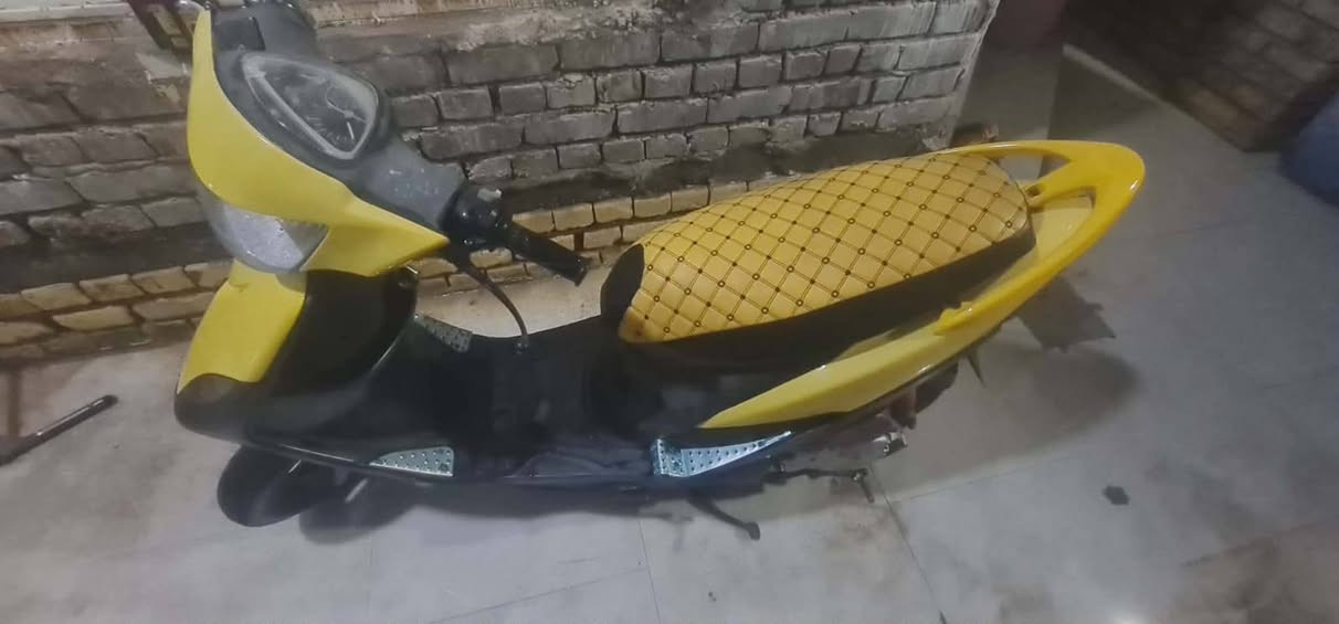 ماكس ٤٩ بوشه
دراجه نضيفه مرتبه
سعره.450 وبيه مجال 
***********
