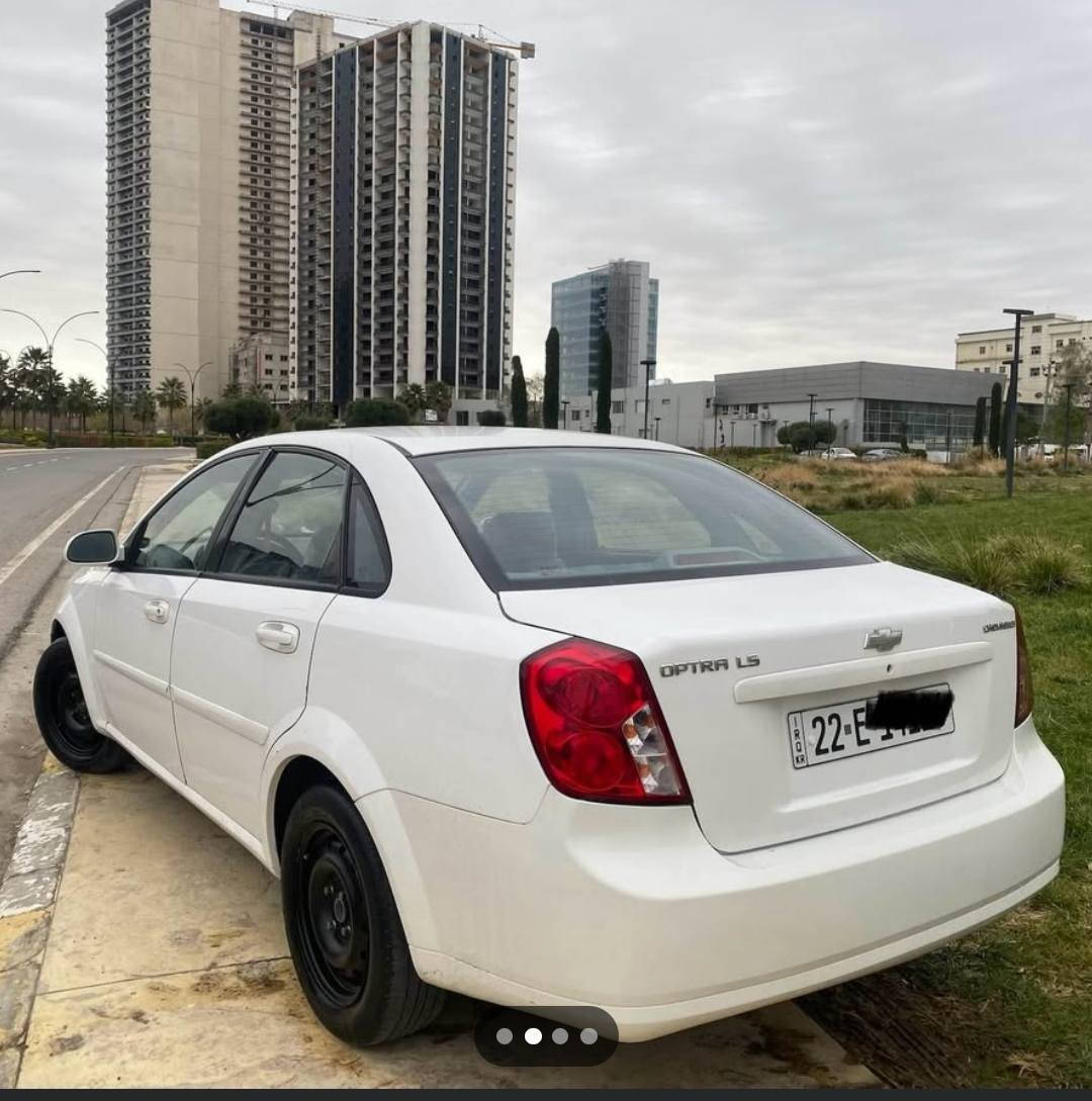 اوبترا 2009 اوتوماتيك
فيها 2 دوسة صبغ بدون دواخل 
فيها 2 جاملخ امامي تعديل بارد 
كير ومكينة وتبريد بشرط 
رقم وسنوية وهزة جديد
العنوان : اربيل مقابل كلية جيهان أربيل, العراق


**إذا كنت صاحب هذا الإعلان وتريد حذفه لأي سبب، رجاءا أرسل رسالة إلى الدعم الفني**