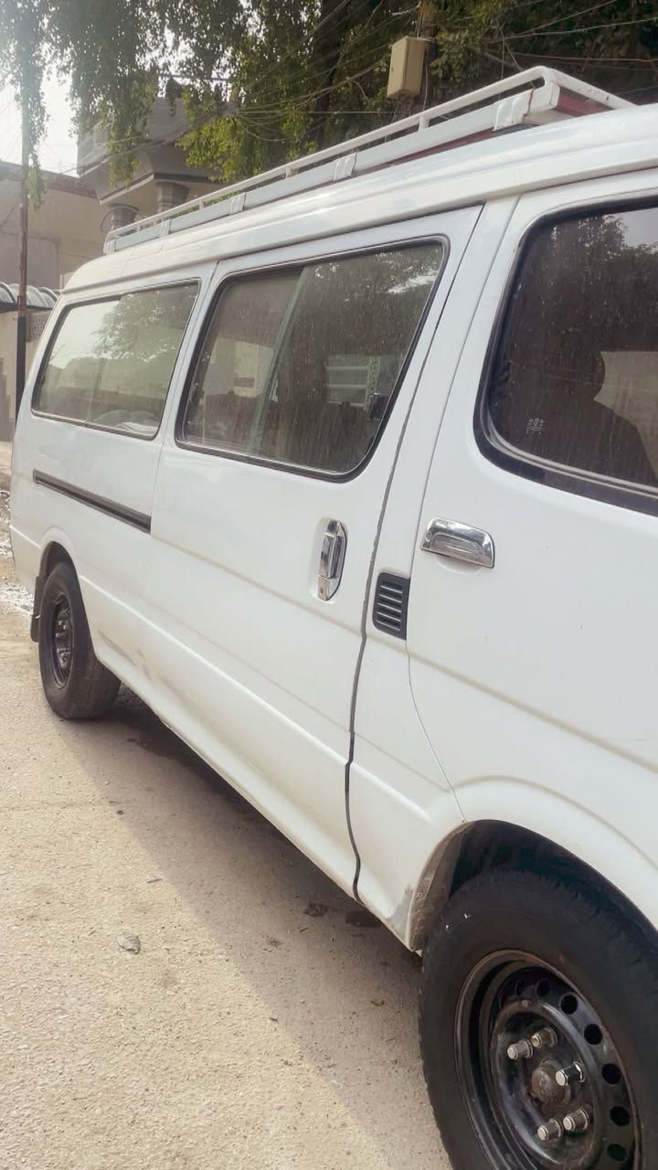 سلام عليكم جنبي H1 للبيع مصفره هيئه وغرامات نضيفه وجاهزه باسمي تحويل ثاني يوم عنوان بغداد مكلف بنشر سعره 95 ولشراي بي خير ويدلل ***********
