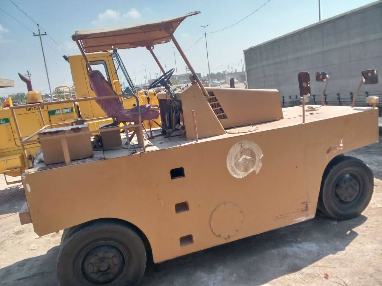 سلام عليكم حادله الابيع مكفوله مكينه كير شاصي زناجيل تايرات كله جديد مكان بصره مدينه التفاصيل عله الرقم *********** موجود واتساب ***********
