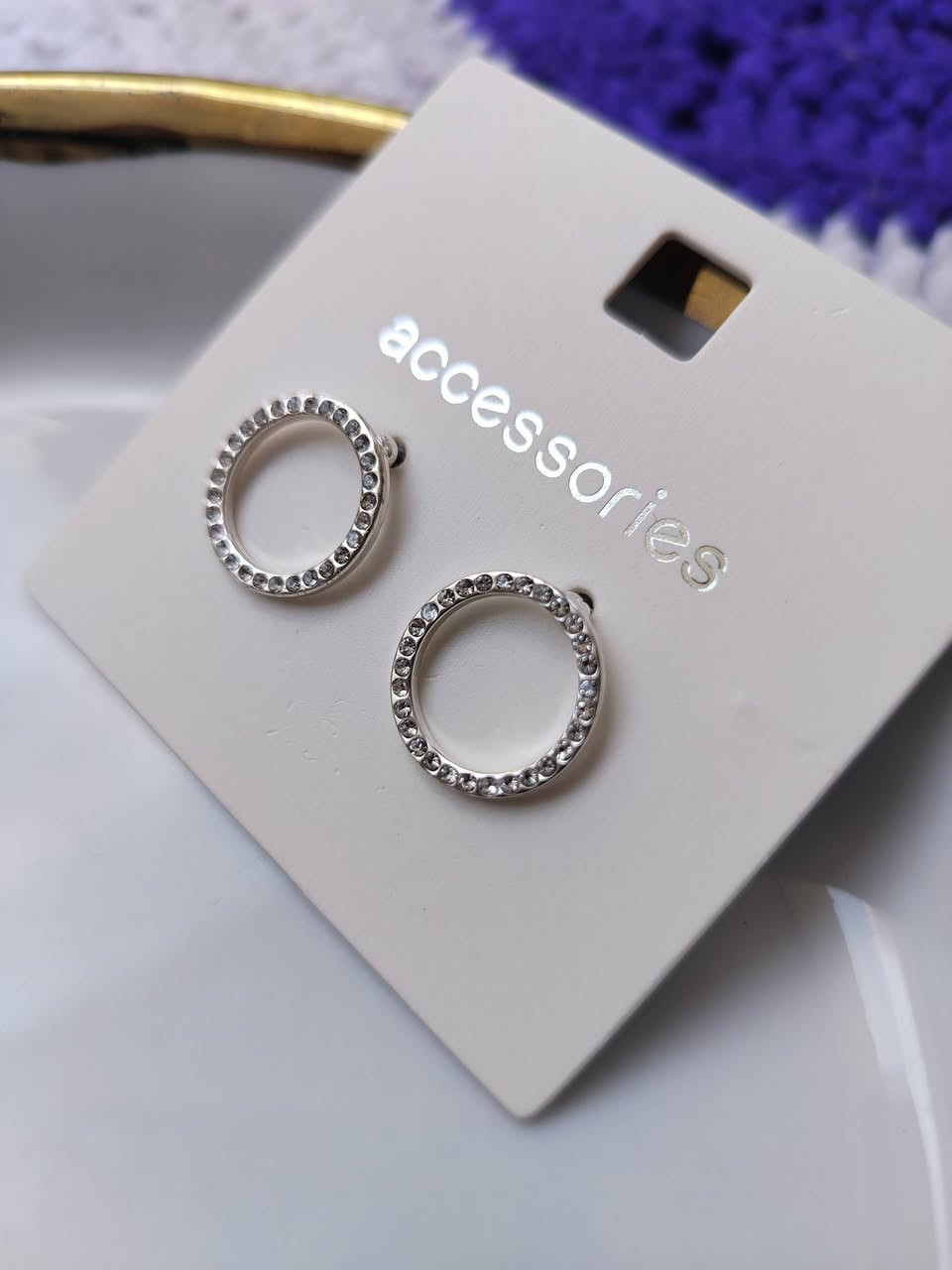 اكسسوارات حلوة تلوگ الوجهج الحلو🦋♥️
عدنا توصيل لكل مكان داخل بلد الفين
القطع  تصوير حقيقي 🌸😘


**إذا كنت صاحب هذا الإعلان وتريد حذفه لأي سبب، رجاءا أرسل رسالة إلى الدعم الفني**