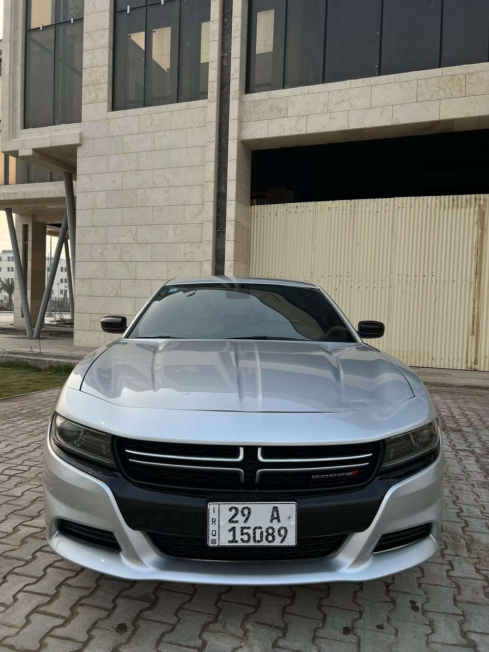 جارجر بوليسي موديل 23
موصفات sxt
سياره بيه بارد شوي بل بنيد وجاملغ
سياره جديده ماشيه 3الاف
سعر سياره 250$  وبيه مجال 
مكان سياره كوت 
واتساب :***********
