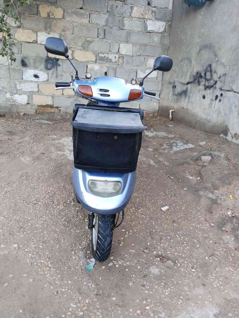 دراجه منغولي 2003 محرك ما مفتوح دراجه كل شيء شغال دراجه بلاديه العنوان كربلاء حير الشراي اتصل على الرقم***********
