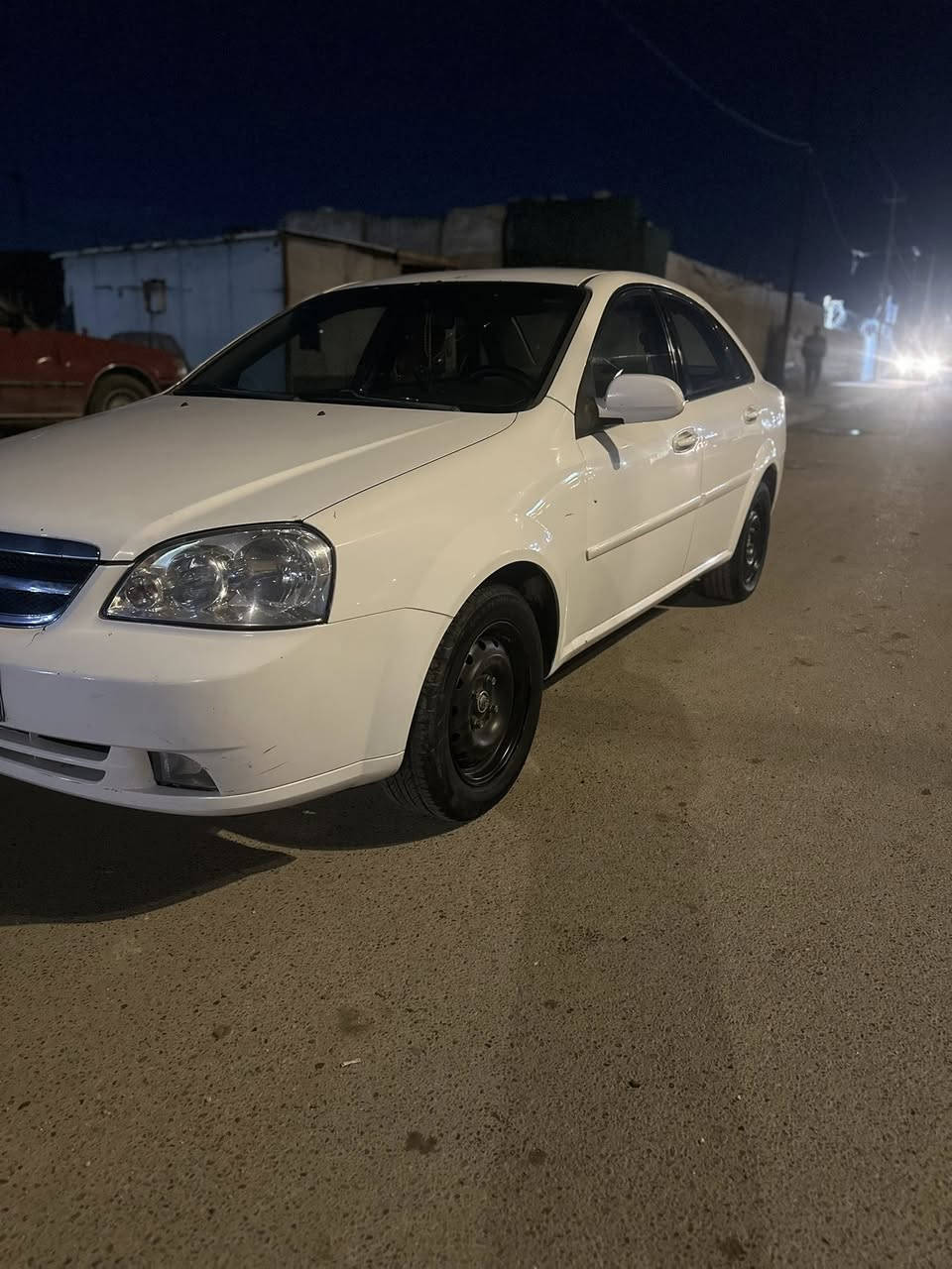 اوبتره 2012 جملغ وحد مبدل بيه صبغ كلش قليل سعره 90$ بيه مجال قليل ***********
