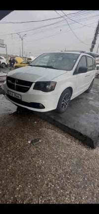 للبيع دوج كرڤان 2016 دهوك رقم مميز تكسي 3 قطع تبريد فرس اصلي المواصفات...