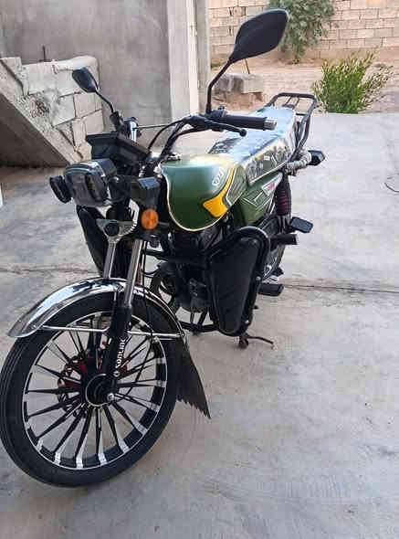 السلام عليكم ضاغطه للبيع
دراجه شرط تجي تفحص السعر 850وبي مجال
***********
