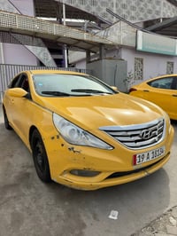 سوناتا أمريكي 2013 حاملغ امامي ايمن فقط من امريكة السعر 90 مكانها حالي...