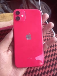 ايفون 11 عادي نضيف مكفول من اي عطل بطارة 95  ذاكرة 128 رايدة ب225 قفلة...