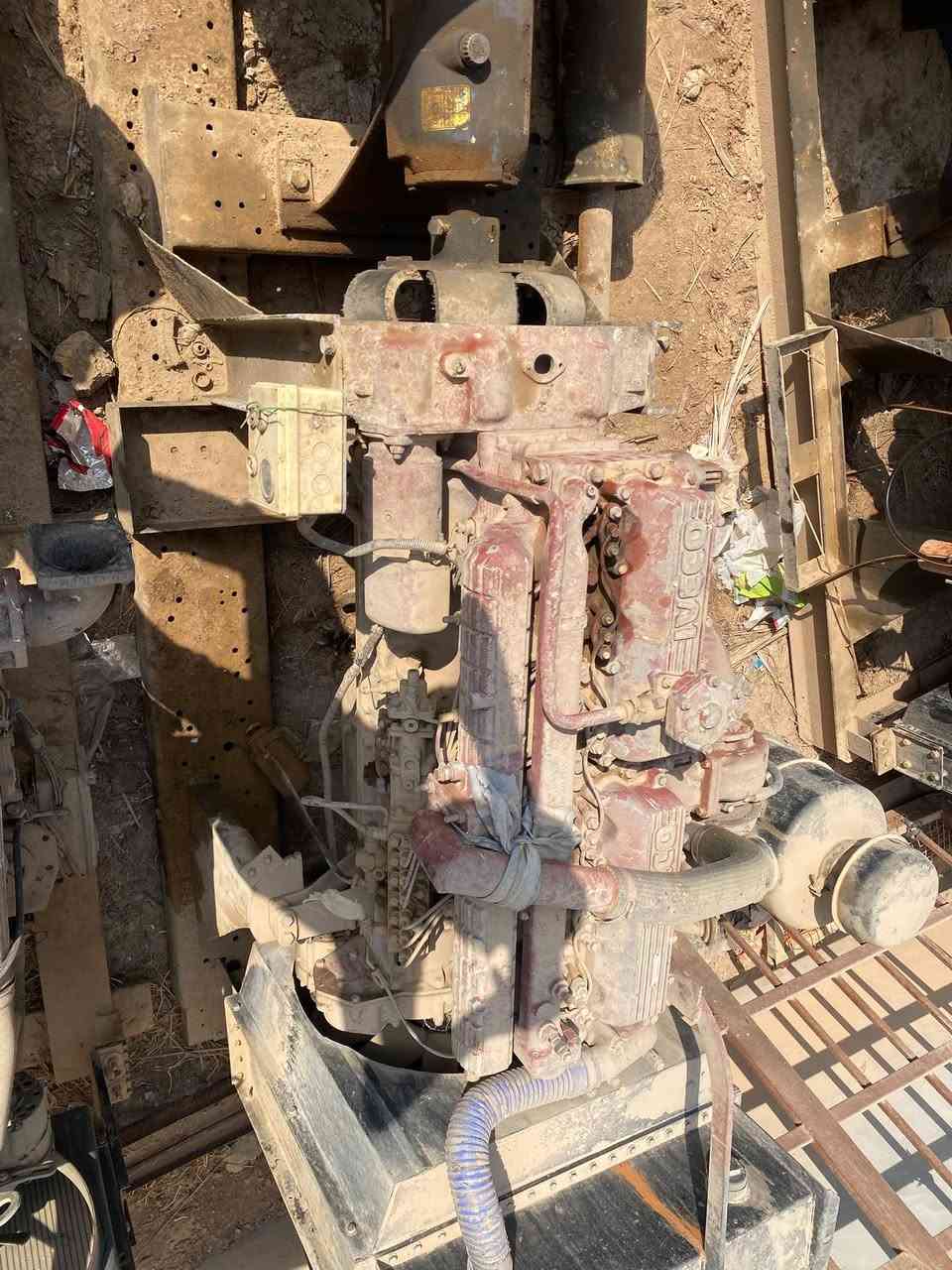 سلام عليكم يوجد محرك كاز افيكو مستخدم موسم واحد مكفول من كل شي تبخير وتنقيص مع خنزيرة ايرانية بم حجم ١٢*١٤ مع بوريات كاملة 
الاستفسار الأتصال على ***********

