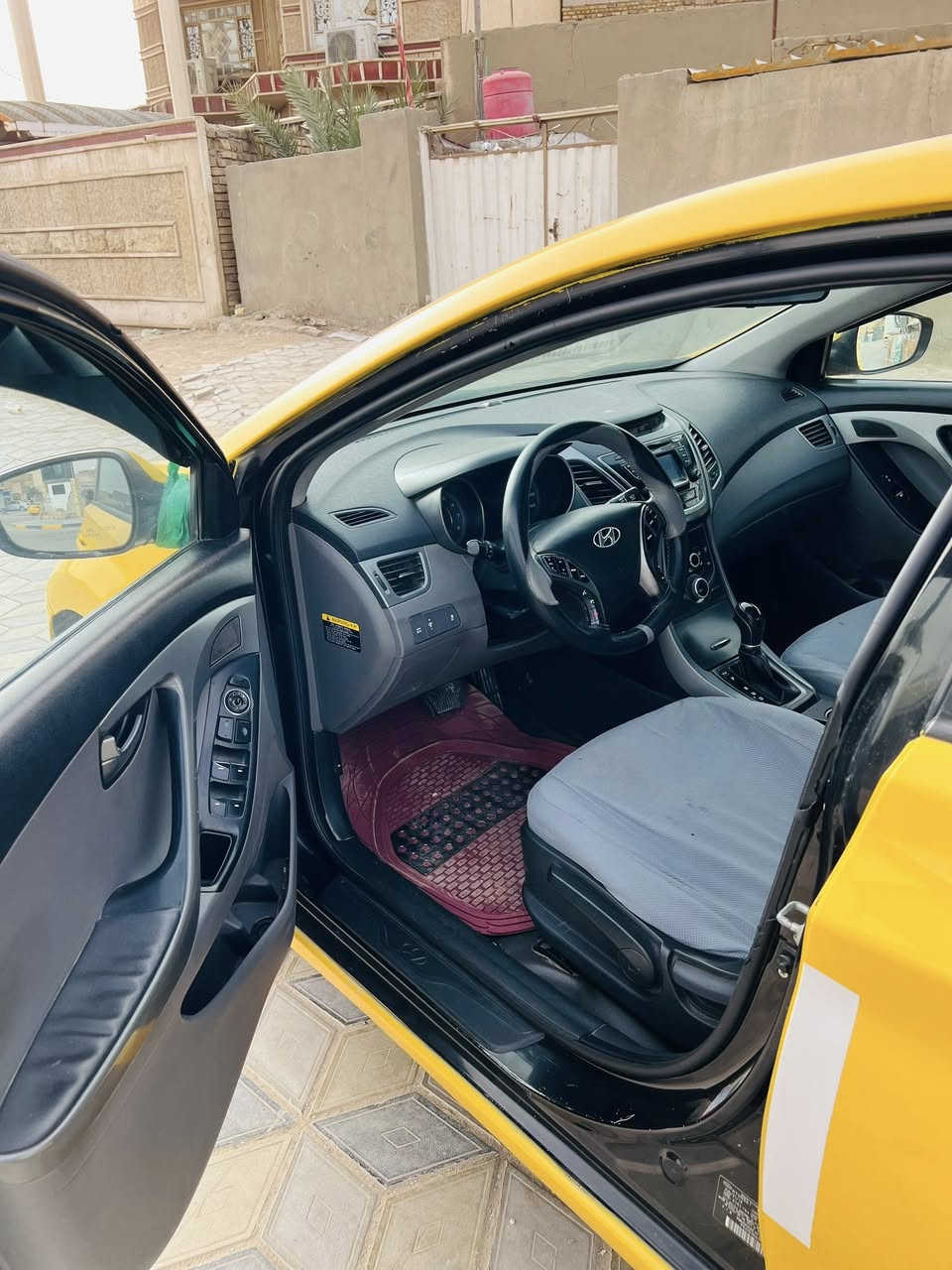 الانتره 2015 وراد امريكي تبديل بنيد فقط والباقي ليبل واحد بسمي مصفره وجاهزه حداديه جديده تخم تاير باتري تبريد ثلج رقم انكليزي مثنى مكينه كير كفاله السعر 112وبيه مجال ***********
