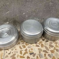 تمريات فافون نظاف جدا سعر ٥الف يوجد توصيل خاص او وات ساب٠٧٧١٢٥٥٨٩٩٩