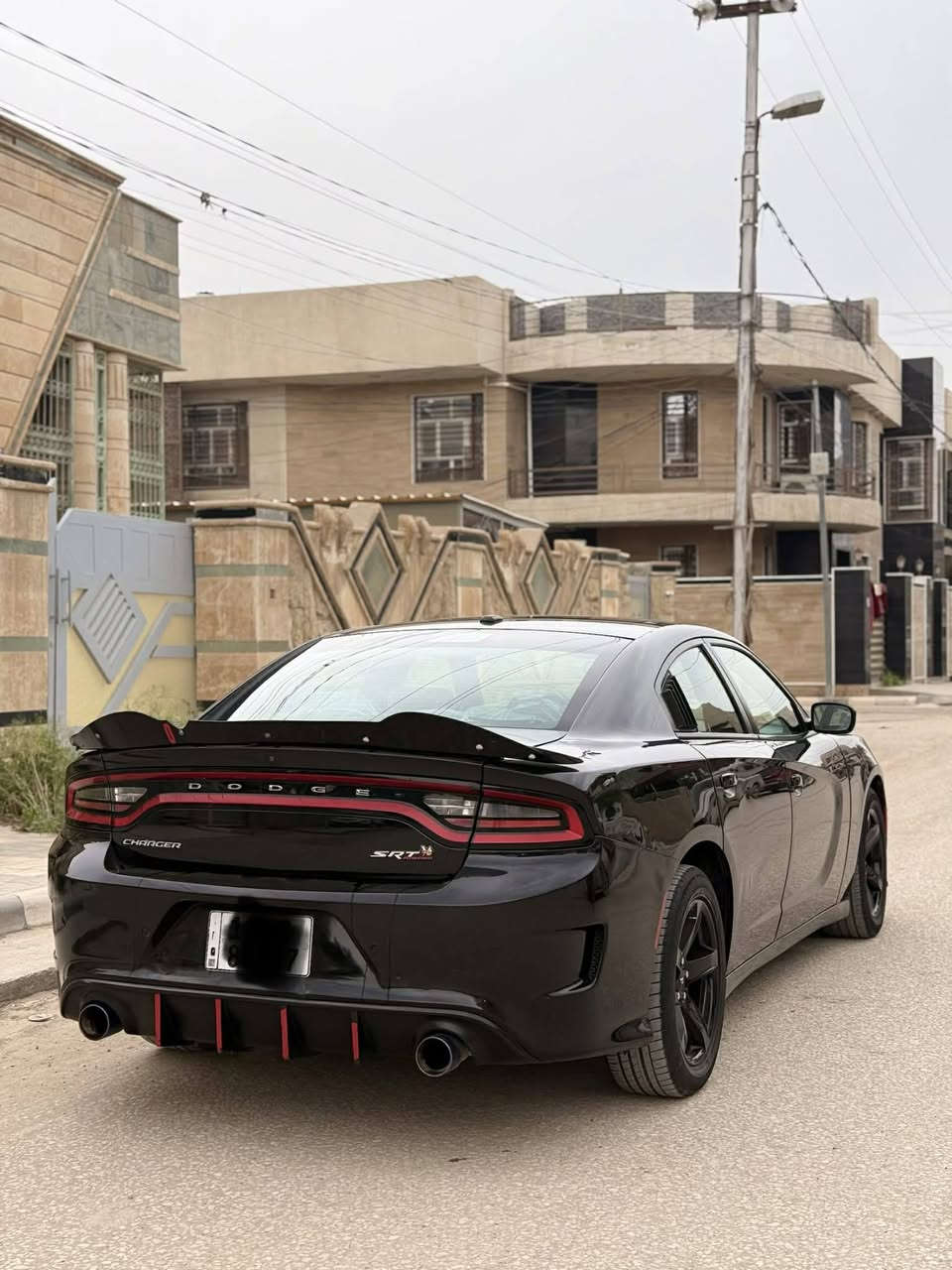 السلام عليكم جارجر موديل 2020 وارد امريكي بيها صبغ قطعتين ماشيه 65 ميل رقم بغداد انكليزي بأسمي موصفات فول عدا الفتحه  سعرها 190
وبيها مجال *********** بغداد سيديه
