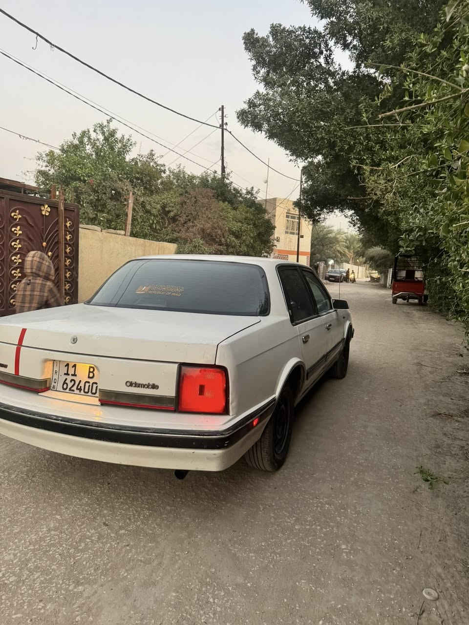 م عليكم للبيع اولدز موبل مديل ١٩٩٠ سياره جاهزه للخير ماعده بيه ليك بالتبريد صبغ بيه مكانات بنيد وجاملغ وباب الخلف الصدر رقم دولي بغداد مكاني بابل السعر ٤٠ للستفسار *********** شرط اترايك ٢٠٠ السياره باسمي
