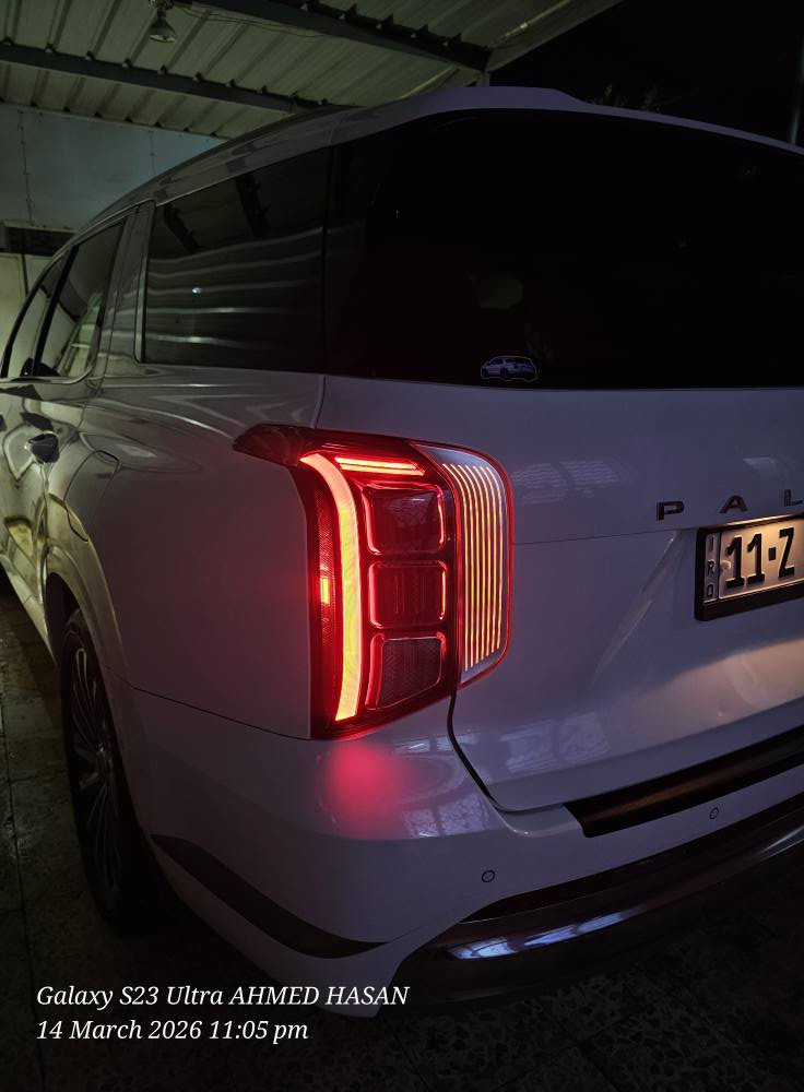 السلام عليكم 
HYUNDAI PALISADE CALLIGRAPHY 2023 
فول مواصفات 
مشاشية ٢٤ الف كيلو 
السياره باسمي مرقم بغداد 
المواصفات :-
شاشة عرض معلومات حجم كبير 
وشاشة عدادات الكترونية 
السياره دفع رباعي وبيها لوك اكسل خلفي 
اوضاع قياده (مريح وسمارت و ايكو و طرق زلقة و ورياضي )
كراسي VIP منفصل تبريد وتدفئه كافة المقاعد 
تبريد ثلاث قطع ٤ مناطق منفصله 
نظام تصوير الطائر 
كامرات 360 
نظام نزول منحدرات 
رادارات 360 توقف تلقائي واصطفاف تلقائي 
قياده ذاتيه وتحرك السياره عن بعد عن طريق البصمه 
فتحة سقف عدد ٢ 
كل الاضائة الي بالسياره نظام ليد ميتركس 
اطار حجم 20 
محرك 3.8 عزم وتسارع عملاق 🚀
ادامة كامله للمحرك وكافة اجزاء السياره  
استخدام زيوت راينول  من وكاله رسمية .
داخل السياره لون اسود وخشب اسود مخطط بخطوط سلفر ونيكل والمقاعد من جلو النابه والسقف كنتاره . 
حادث السياره فقط باب الراكب والباب الي وراه بجم وصندوك برغي ما مفتوح بيهم 
سعر السياره 330.
*********** عمارة, ميسان
