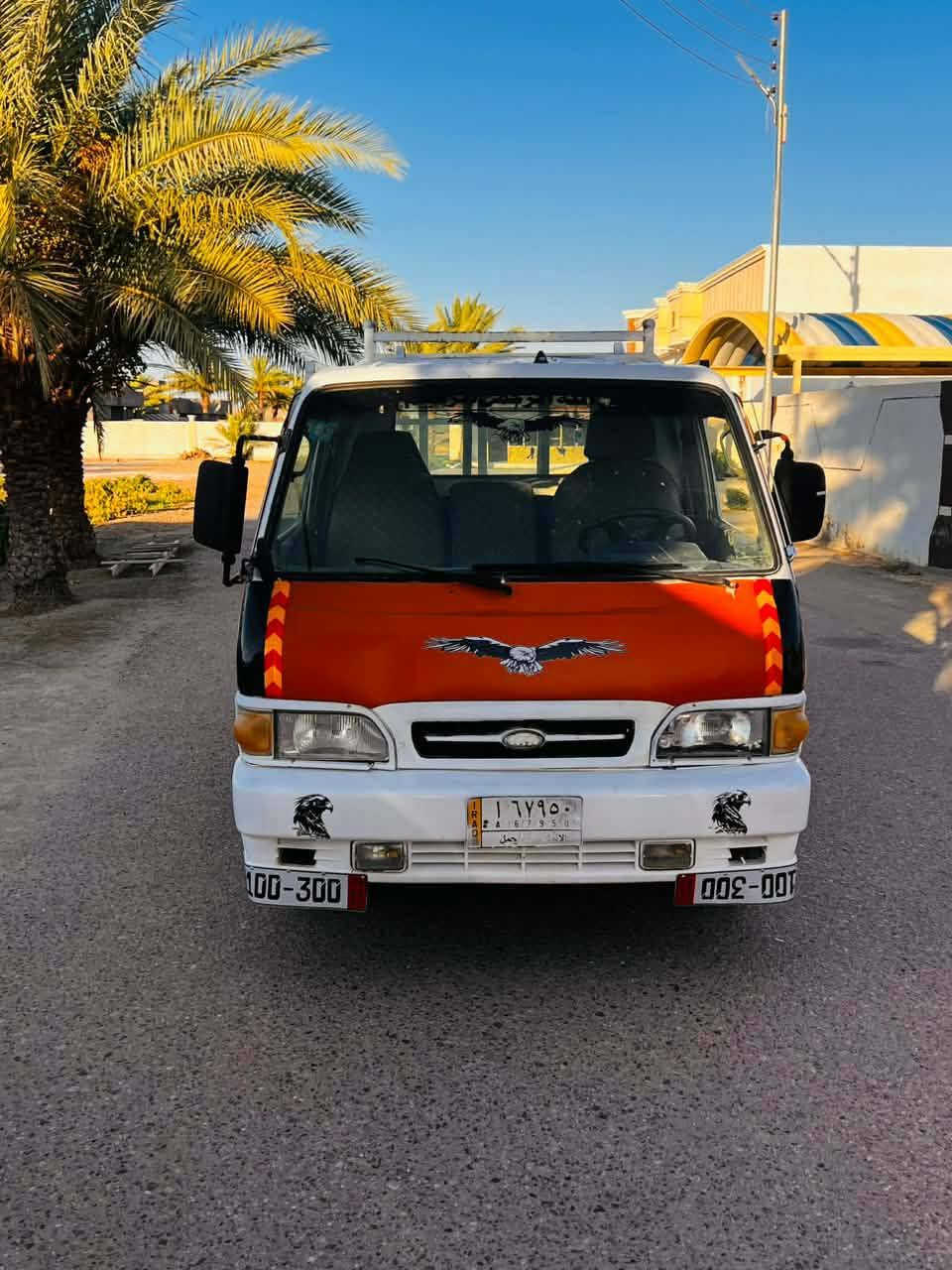 سلام عليكم كيه بنكو موديل 96 سنويه 27 سياره مكفولة من محرك وكير واكسل وصدر وشاصي وكهربايات شغاله قماره بلاديه وتخم تاير سياره كلش حلوه سعر 53 وبيه مجال مكاني الخالديه رقم الهاتف *********** يالله
