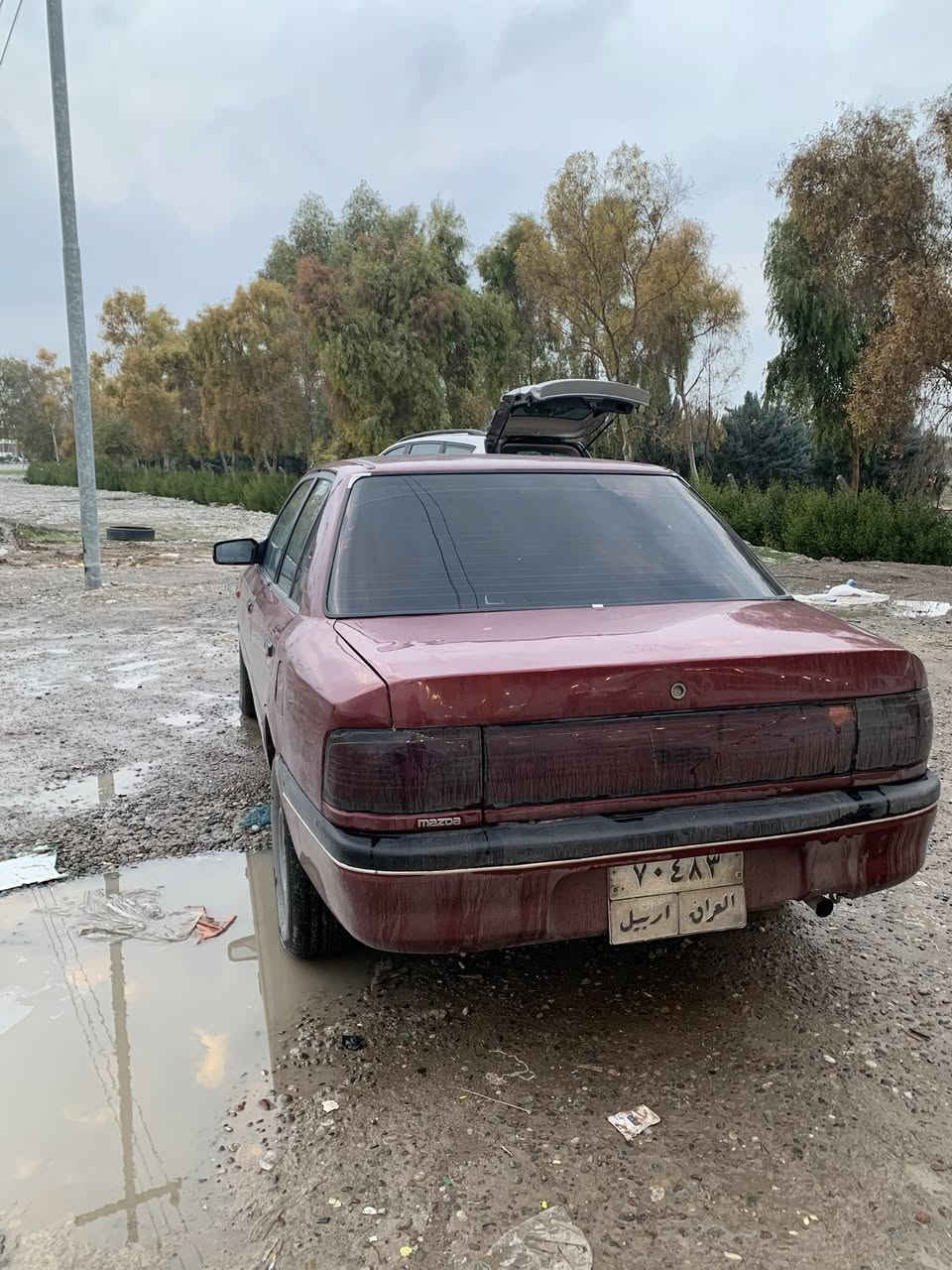 مازدة 323  موديل ١٩٩٤ سلات گير و مةكينة بةشةرت  بةناو كردن بةشةرت تةقةو رةقةى بةشةرت  سحر ٤٤  غرامةشى لةسةرة ٤٨٠ هةزار دواى مةحةكةل بوت دةگةرينمةوة ..***********
