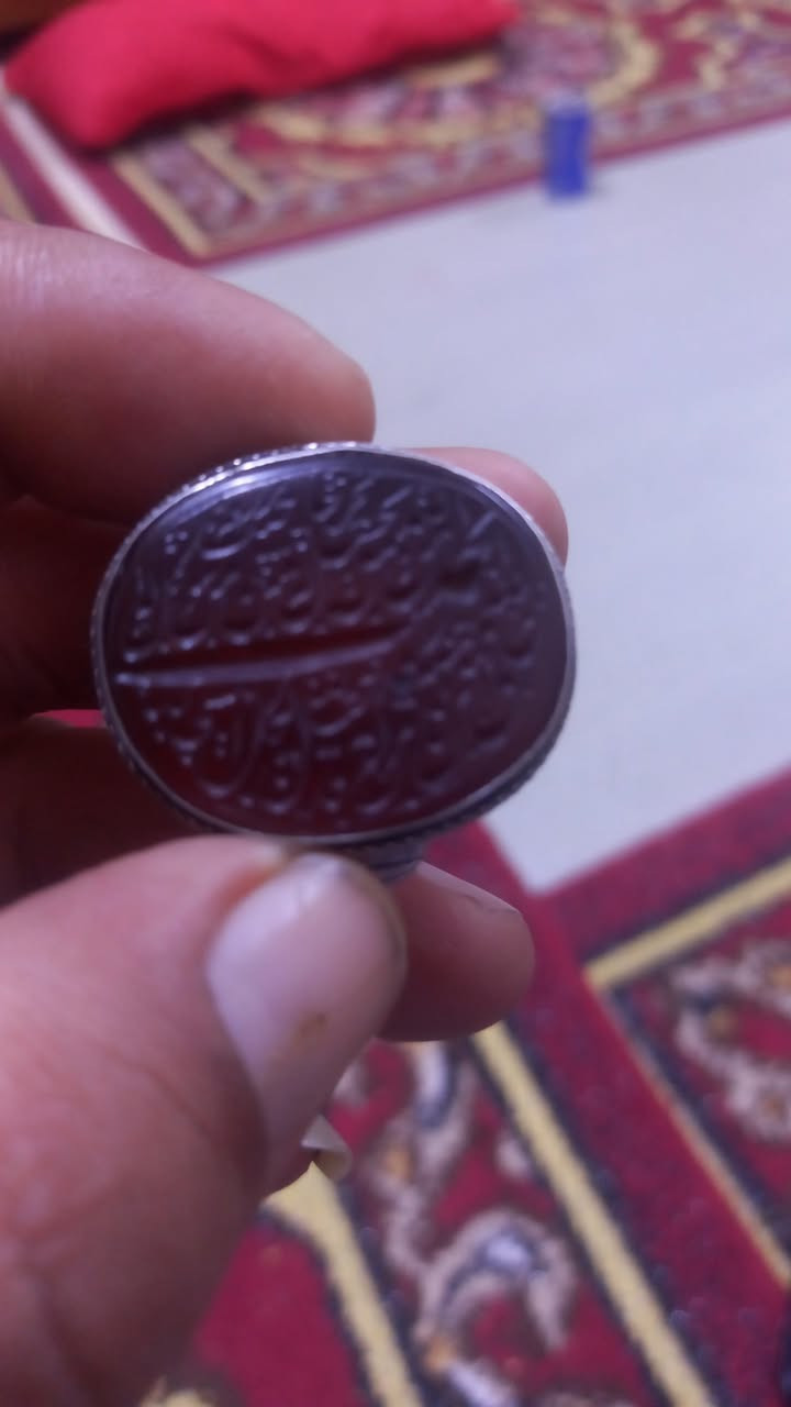 عقيق يماني منقوش خرزه خشنه قيم بالي يرضي الله وتعال اخذه


**إذا كنت صاحب هذا الإعلان وتريد حذفه لأي سبب، رجاءا أرسل رسالة إلى الدعم الفني**