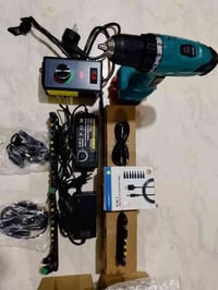 بطاريات دريل شحن جدد لوك سعرهن اثنين 30 ألف محوله كهرباء 2 وحده من 3 ف...