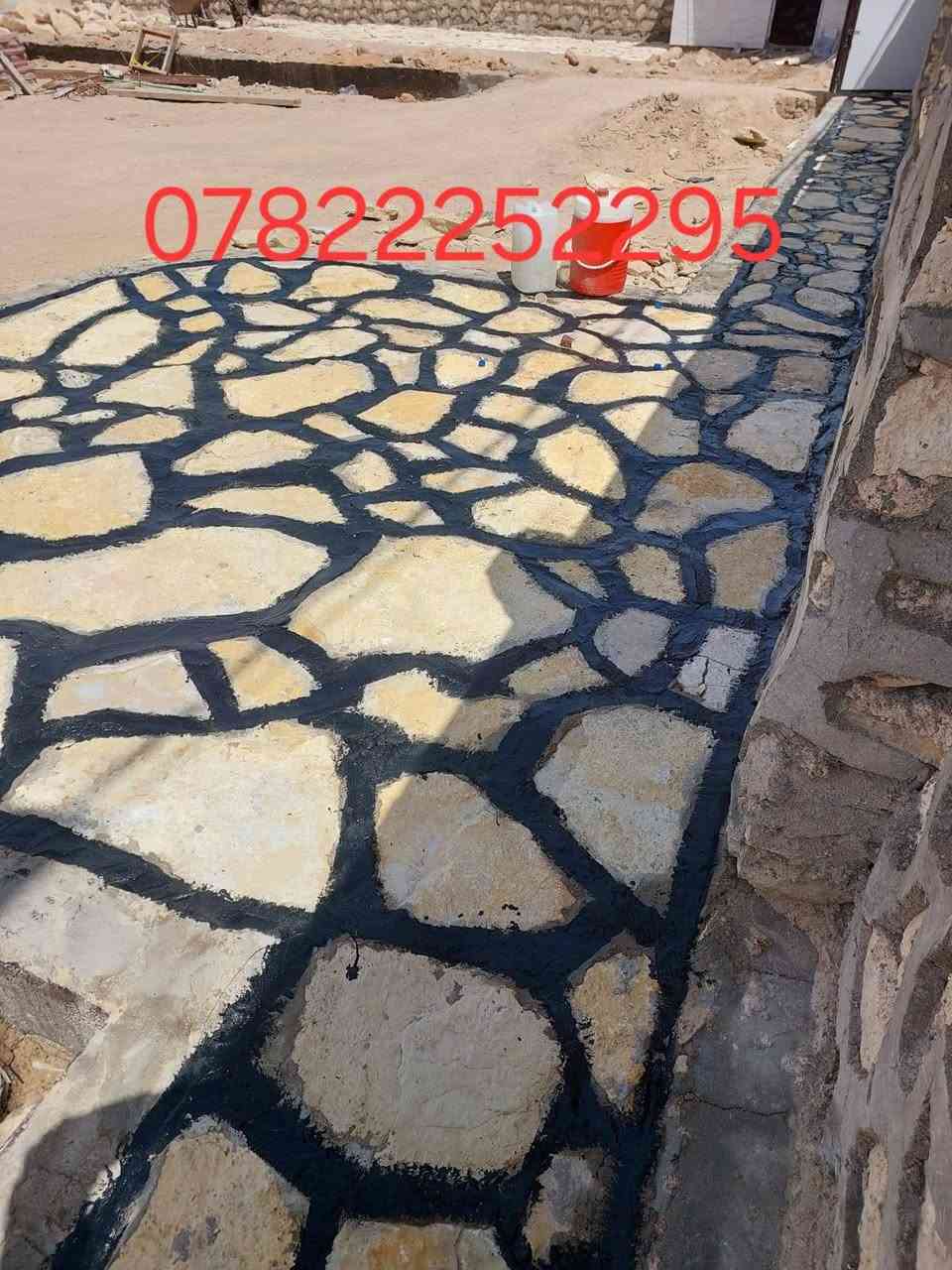 السلام عليكم بناء حجر ورصف نعمل في جميع المحافظات الاستفسار عن الرقم ***********
