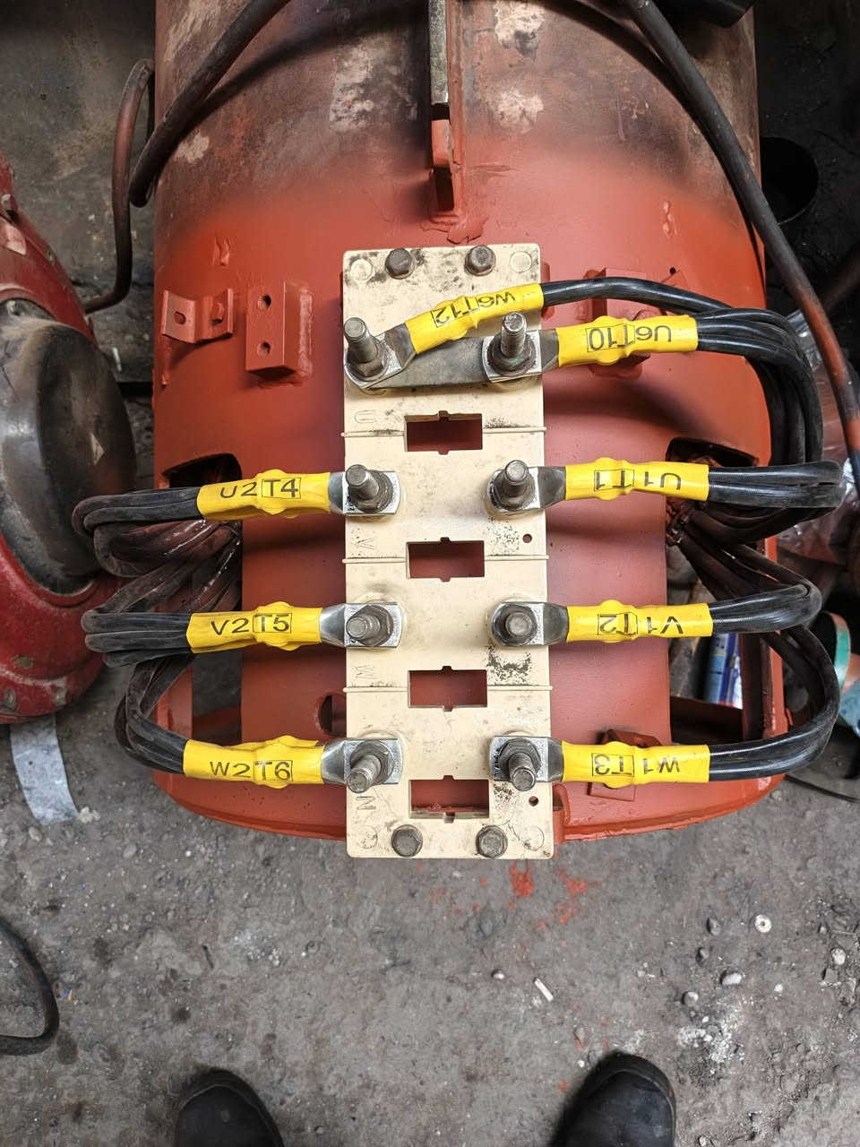 سلام عليكم 
محل شوقي أبو أحمد 
لف وتصليح وبيع وشراء روس التوليد 
***********
