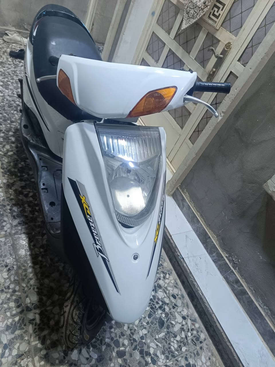 السلام عليكم دراجه للبيع الامين الثانيه هذا رقمي ***********
