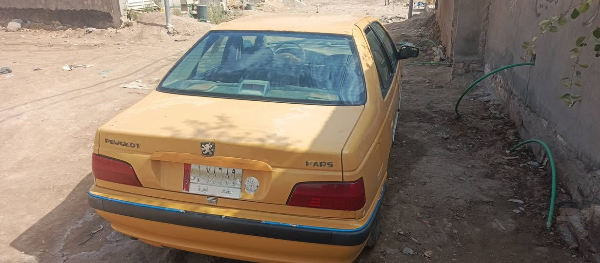السلام عليكم متاح سياره بيجو بارص موديل 11 سياره كشرهة شوفت عينك مابيهة ضربه بس الدوس امعمرات محرك شغال بس بي صوت امداور ثاني يوم هيئة غرامه عليه  سعر 20 بيهة مجال بسيط ***********
