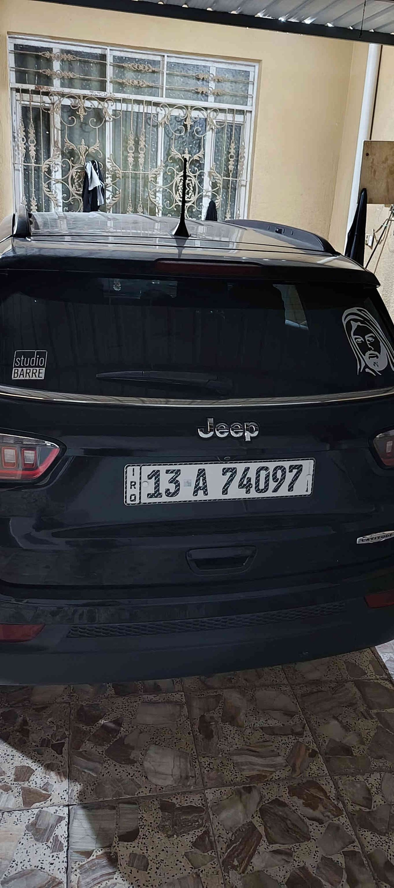 سلام عليكم جيب كومباس 2018حداثها مرفق بالصوره حره بسمي رقم ميسان باسمي الرقم الجديد الانكليزي سنويه 2027 لمتد كشن كهربائي تبريد ثلج تخم تاير صدر خلفي امامي منضومه نزنون السعر 128 وبيه مجال ميسان المجر الكبير  الاستفسار الاتصال على الرقم ***********
