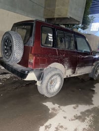 سياره سوكي فيتاره  موديل ١٩٩٥ رقم بغداد تحويل مباشر السعر ٤٠  ٠٧٧٥٥٠٨٥...