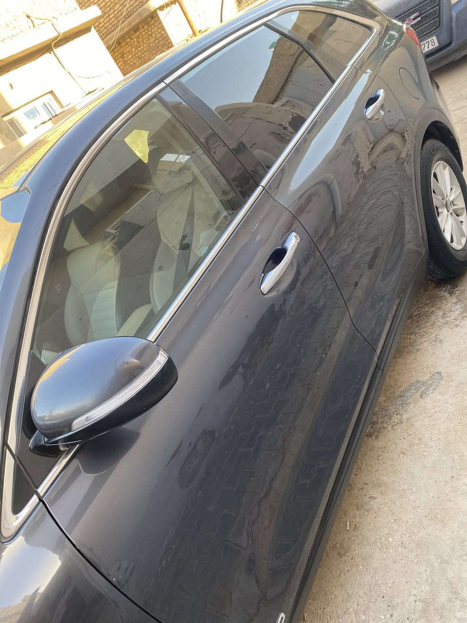السلام عليكم
سورنتو ١٩ امريكيه مكينه ٦ رقم بابل ترهم مراوس حسب القناعه (بيه طبه مرات اصير بالكير اول متنمر) سعره مناسب ١٦٥ اي استفسار خاص حاضر ***********
