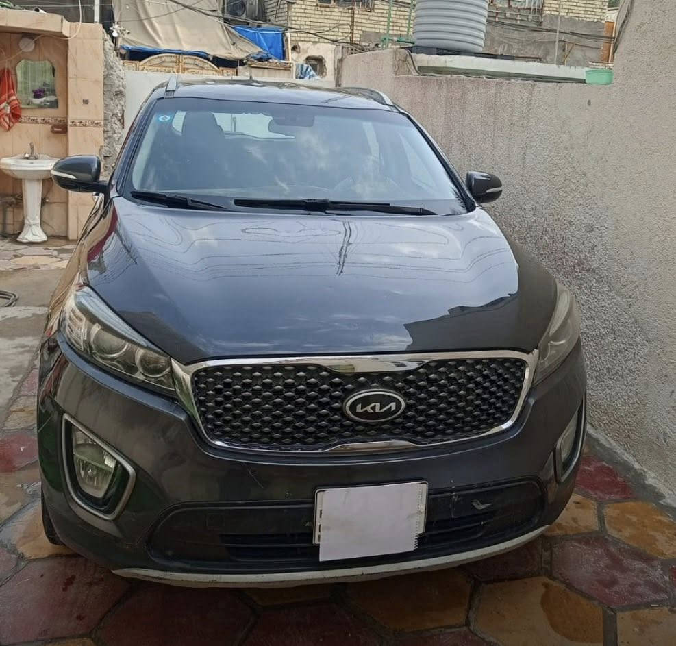 كيا سورنتو   رقم بغداد
سعر مناسب لغرض عدم تفرغ بل عافيه ياخذه
سعره 144ورقه. سياره مال بيت جاهزه كلش نضيفه 
حادث جاملغ  بنيد من امريكه راجعات مصلحات ***********
