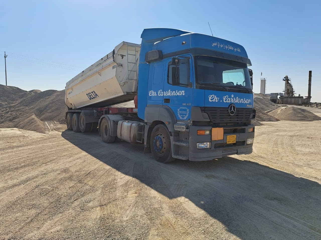 اكزور البيع حجم 43 موديل 2002حصل كاز بي ***********//***********
