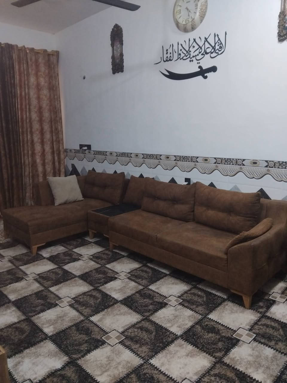 سلام عليكم. عندي ديوان تركي تفصال اصلي طبي مقاعد ٧ تزكام ثكيل طبي درجة أولى والله ماخذته مليون و٢٠٠ اريده  ابيعه على ٣٥٠ لن اريد أحول بكاني بعيد نضافه ٩٥ بل


**إذا كنت صاحب هذا الإعلان وتريد حذفه لأي سبب، رجاءا أرسل رسالة إلى الدعم الفني**