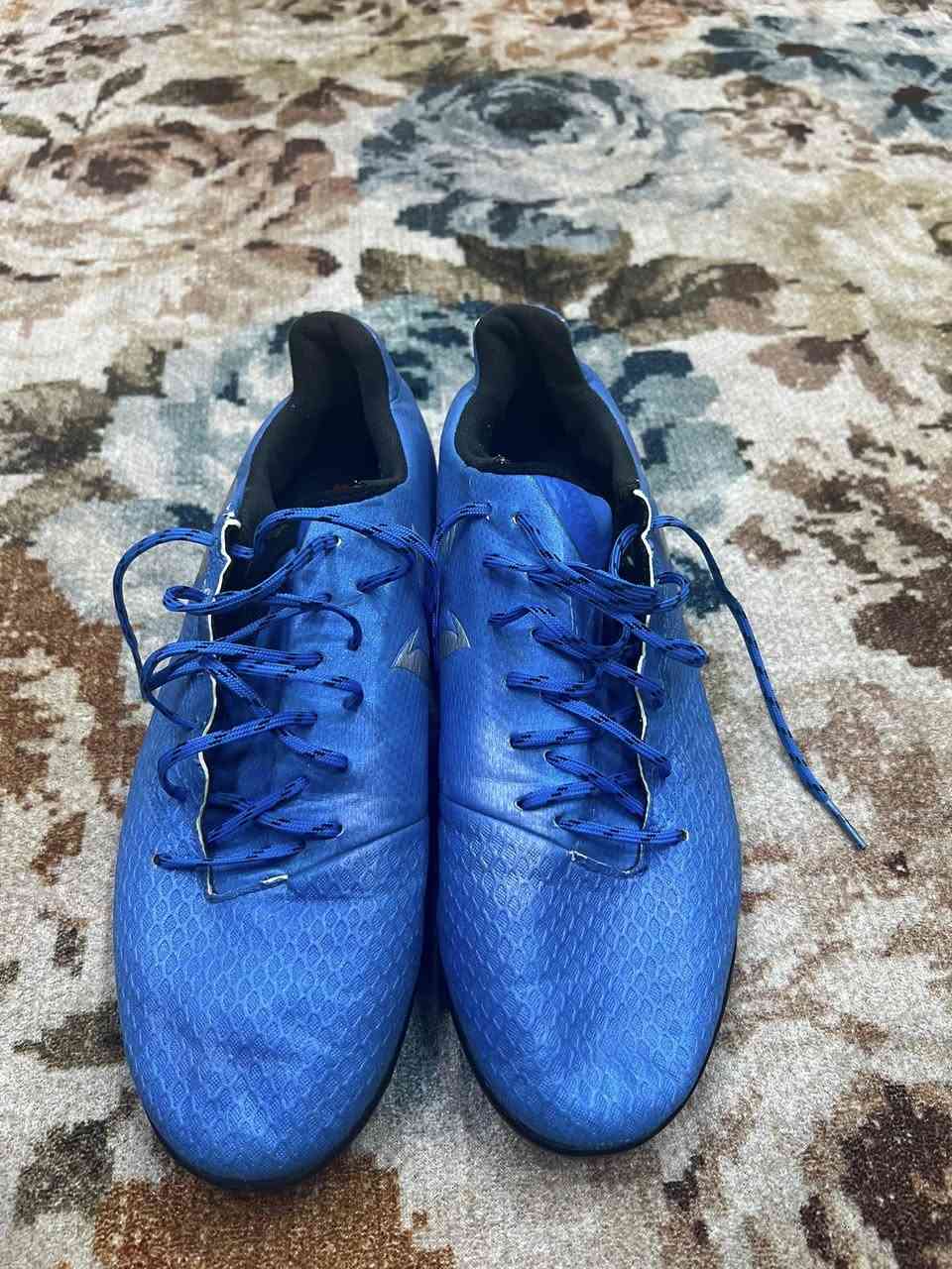 اديداس اصلي بالة 
نظافه فول 
الحجم 42
السعر تخفيضات 
مع التوصيل 40
للحجز ***********
