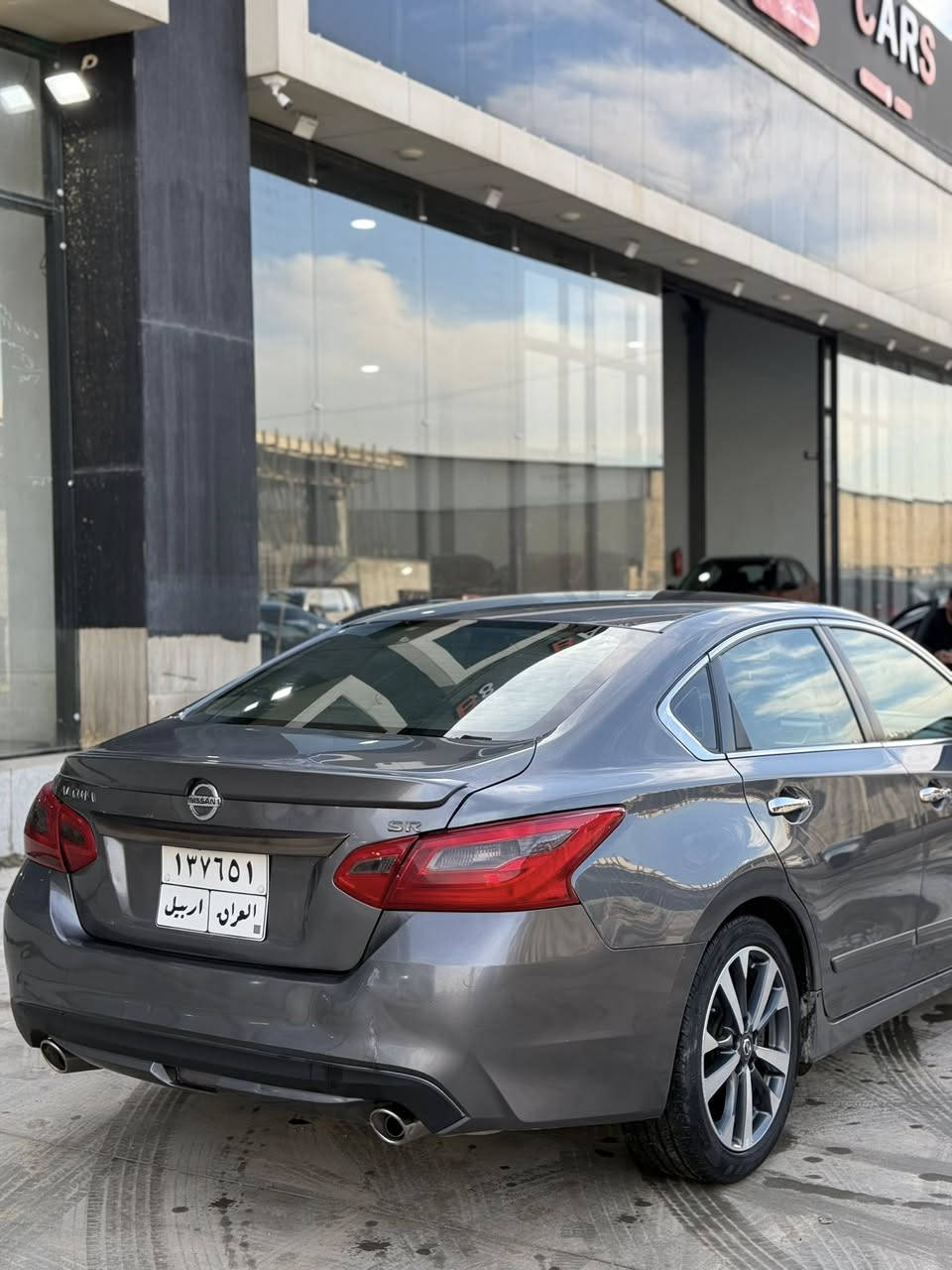 للبيع نيسان التيما موديل 2016 (فئة SR) 🚗
المواصفات:

تشغيل عن بُعد

بصمة أبواب مع نظام ترحيب

شفتات ستيرن (تبديل سرعات من المقود)

مقاعد كهربائية (كشن كهربائي)

أضواء زينون

محرك 2400

الممشى: 70 ألف كم (حقيقي)

حالة السيارة:نص قبغ صندوك صبغ وربع جاملغ خلفي بلا دواخل بلا ايربكات

السيارة بحالة جيدة والسعر مناسب جداً 🔥💰 السعر مذكور بالستوري

📞 للاستفسار:***********

📍 الموقع:معارض الموصل الجديد
