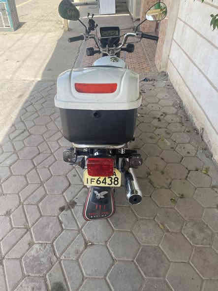 السلام عليكم 
ماطور ايراني للبيع وبسعر (500 الف وبي مجال )

موديل 2020
بدون تنقيص
بدون تبخير 
هندر 
تايرات جدد
اوراق كاملة 
نقص فقط ( غطاء الصندوك )
يرهم بنظام الاقساط حسب الاتفاق 
للاستفسار ( *********** )
