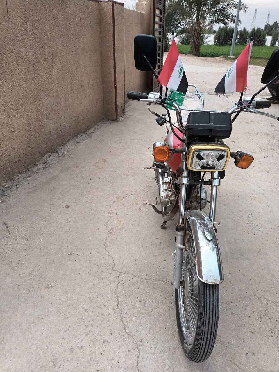 سلام عليكم دراجة يراني للبيع تايكر موديل ٢٠٢١سعر مناسب لشراي يتفضل خاص او على رقم***********
