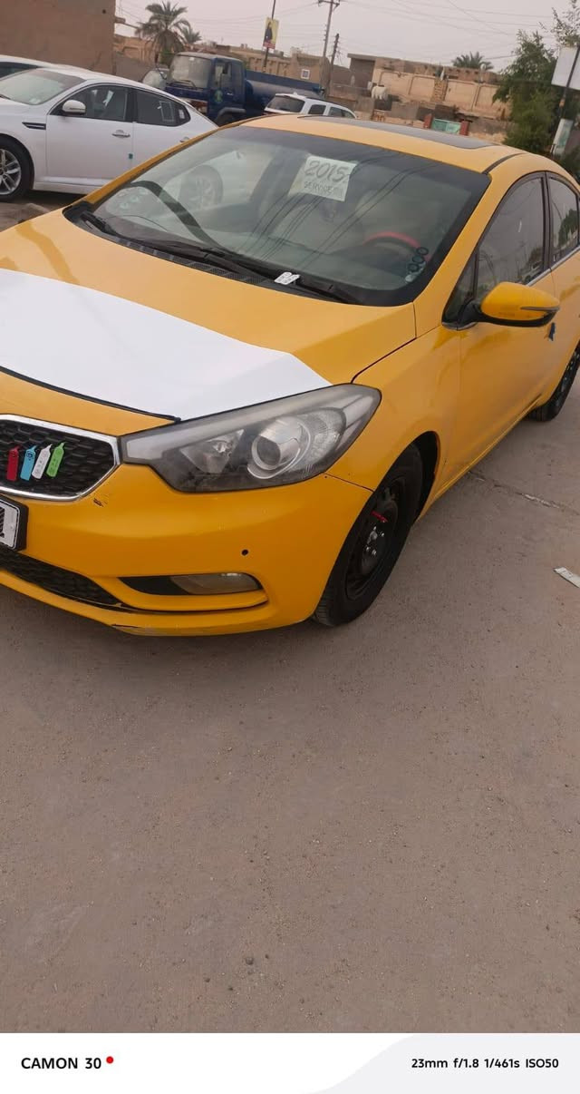 كيا سيراتو خليجي خليجي موديل 14 مكينه ألفين فول عدا البصمه بسمي تحويل  حبيبي كل تفاصيل السيارة موجودة ب السونار العنوان ذي قار قضاء الغراف   بيع أو مراوس السعر 90 رقم الموبايل ***********
